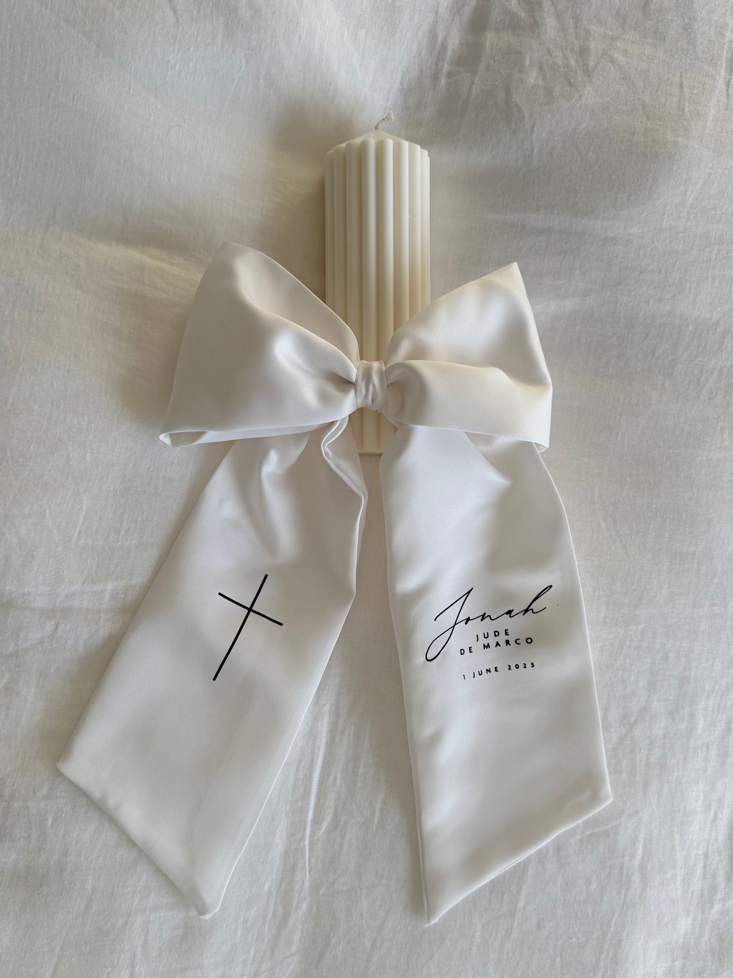 Medium Bow Baptism Candle